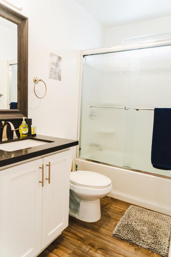 Modern Remodeled 1-Bedroom Close To Hollywood Walk Of Fame With Parking Los Angeles Exteriör bild