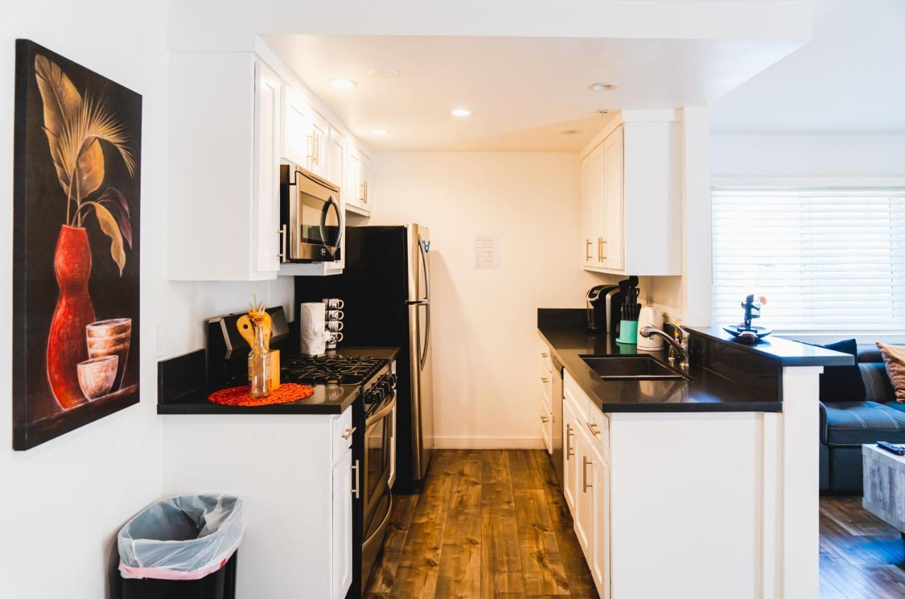 Modern Remodeled 1-Bedroom Close To Hollywood Walk Of Fame With Parking Los Angeles Exteriör bild